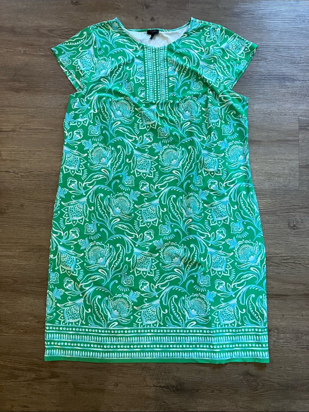 Talbots plus Women’s Green Floral Jersey Shift Dress